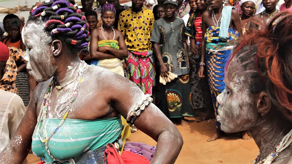 Fête nationale vodoun au Bénin : adepte Ganbada